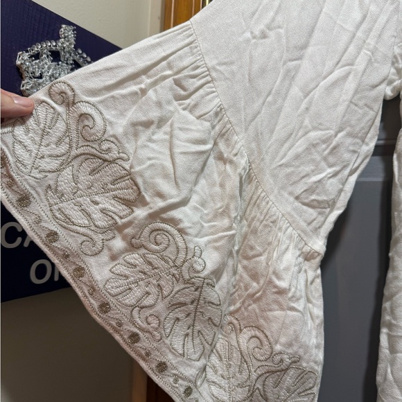 Lilly Pulitzer Amisa Tunic Dress White  and gold Dress - Picture 6 of 11